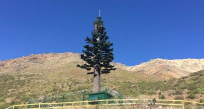 Alto Maipo instala antena que mejora comunicación en las localidades de Baños Morales y Lo Valdés