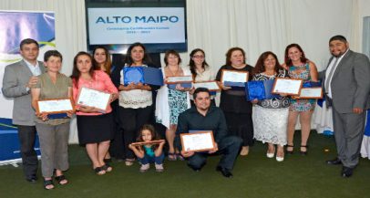 Alto Maipo certifica a nuevo grupo de vecinos en cursos de capacitación